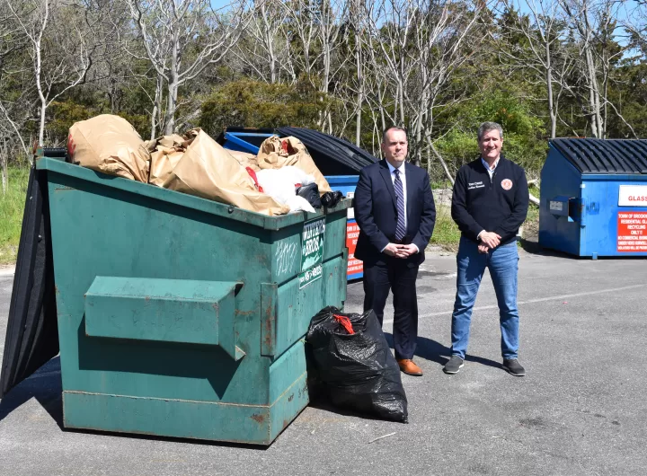 (Photo: Town of Brookhaven) Brookhaven Town Supervisor (left) and Town councilperson Jonathan Kornrech (right) made a video about illegal dumpster dumping.